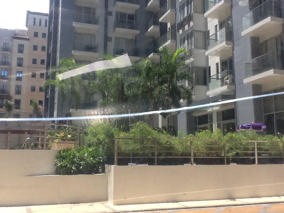 Palm Tree Genlex Condo Manila Bagian luar foto