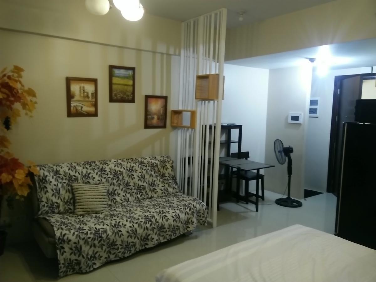 Palm Tree Genlex Condo Manila Bagian luar foto