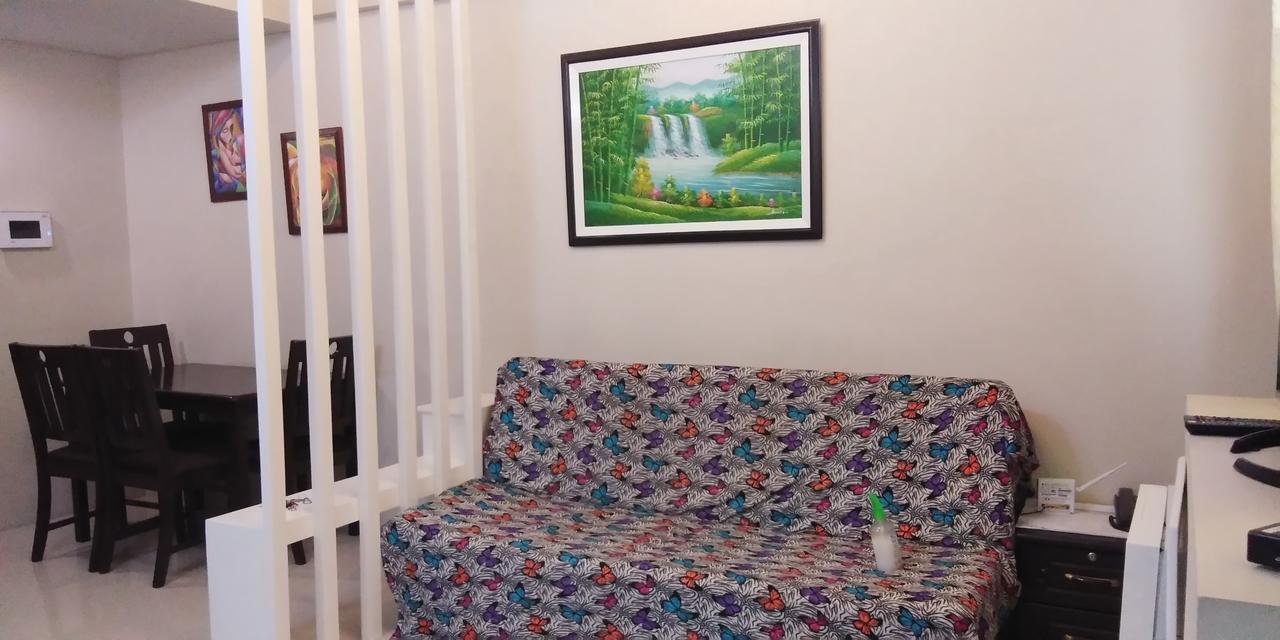 Palm Tree Genlex Condo Manila Bagian luar foto